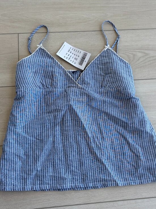 Brandy Melville Tops - Brandy Melville Tank Top